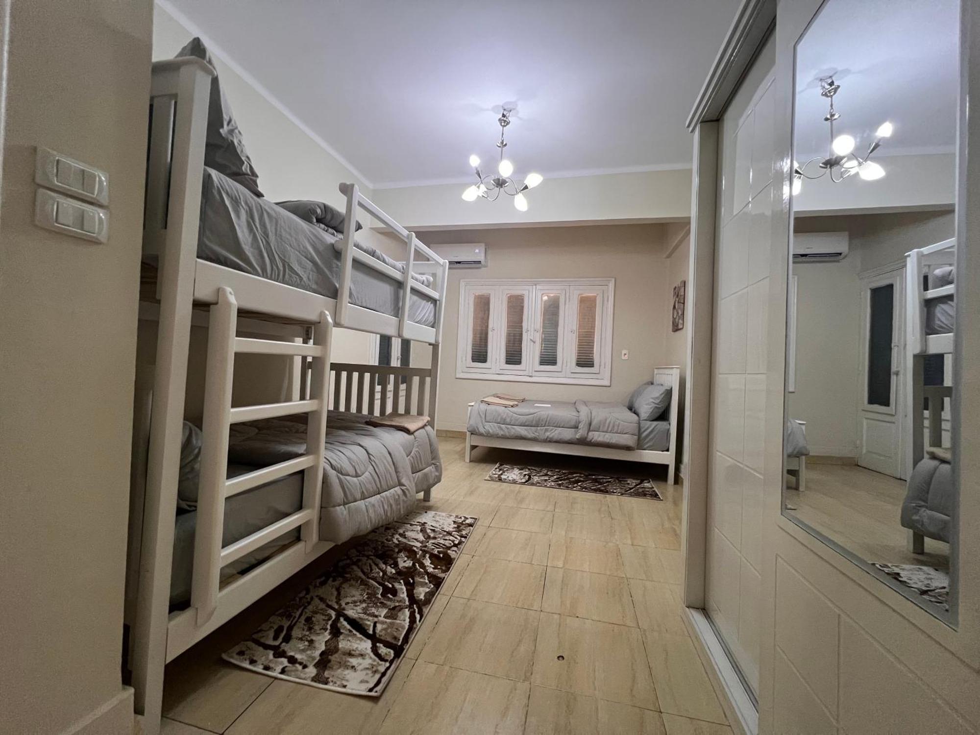 2 Bedroom Minutes Away From Nile Apartamento